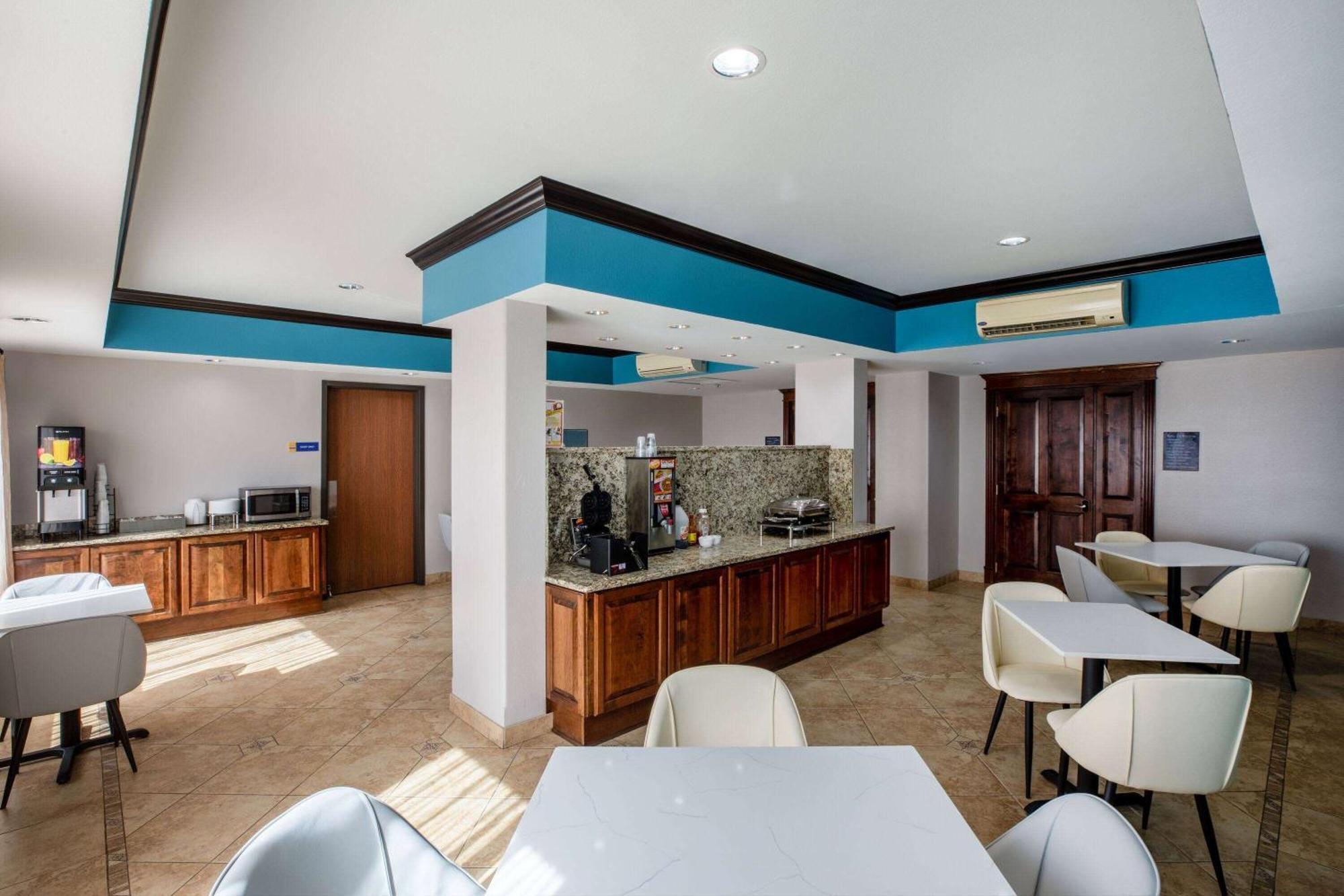 Days Inn By Wyndham Baton Rouge I-10 Prairieville Zewnętrze zdjęcie